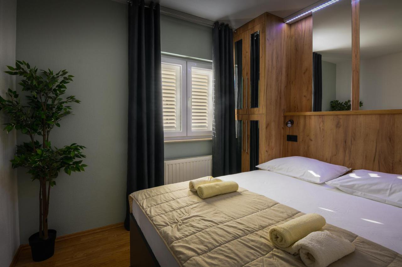 Apartments Blatancic Vodice Esterno foto