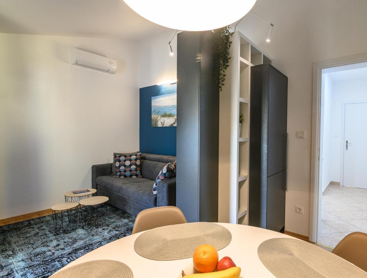 Apartments Blatancic Vodice Esterno foto