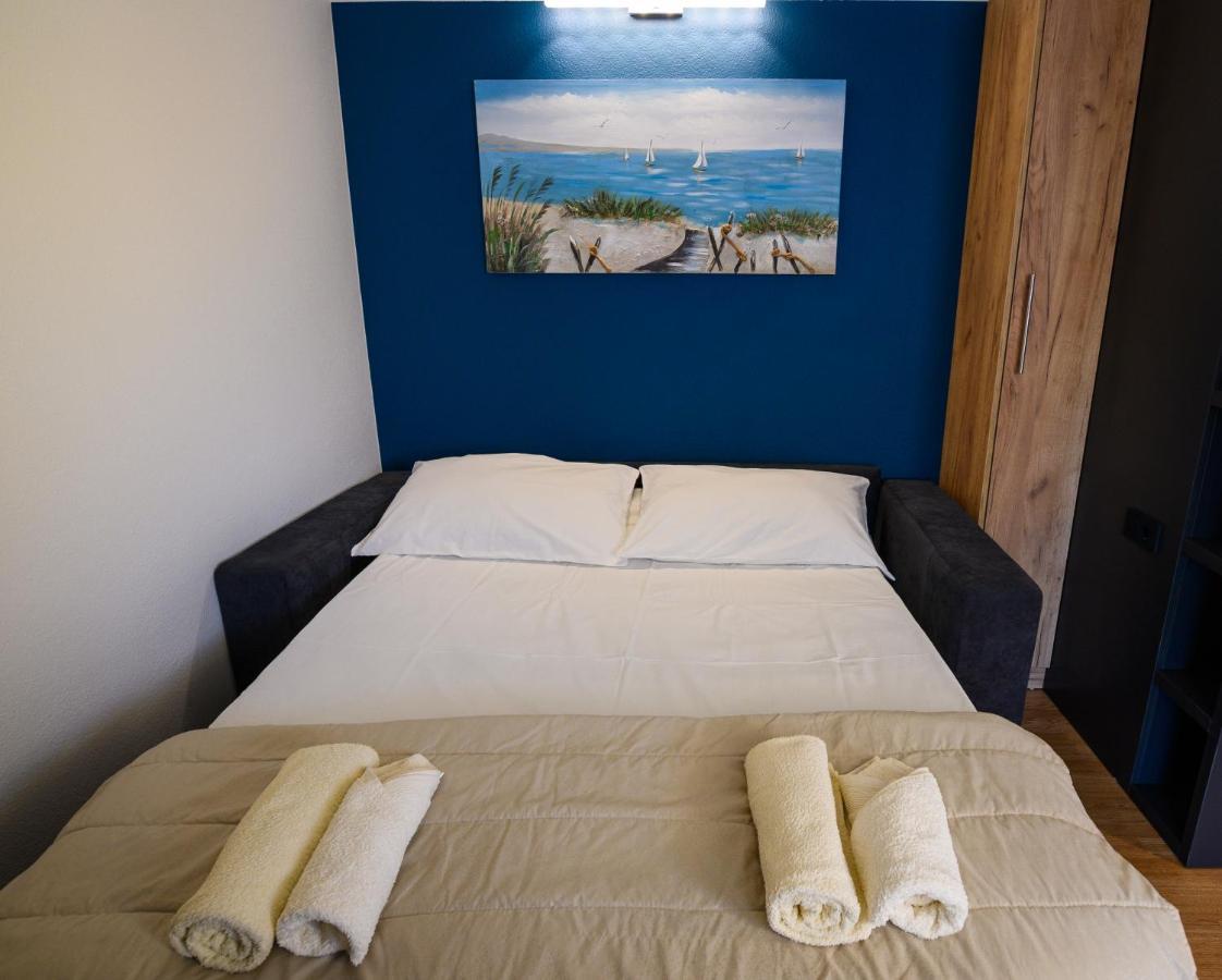 Apartments Blatancic Vodice Esterno foto