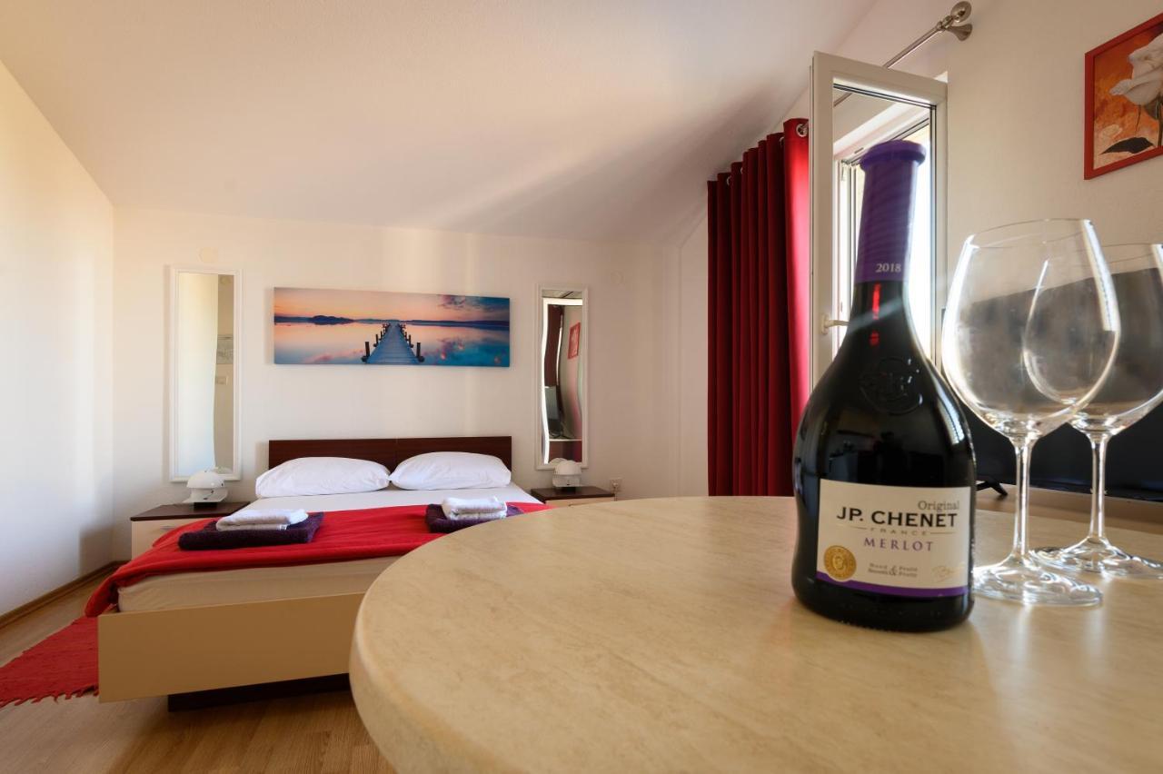 Apartments Blatancic Vodice Esterno foto