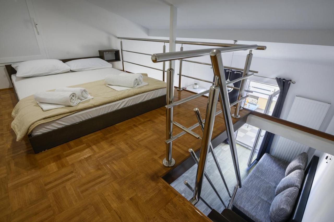 Apartments Blatancic Vodice Esterno foto
